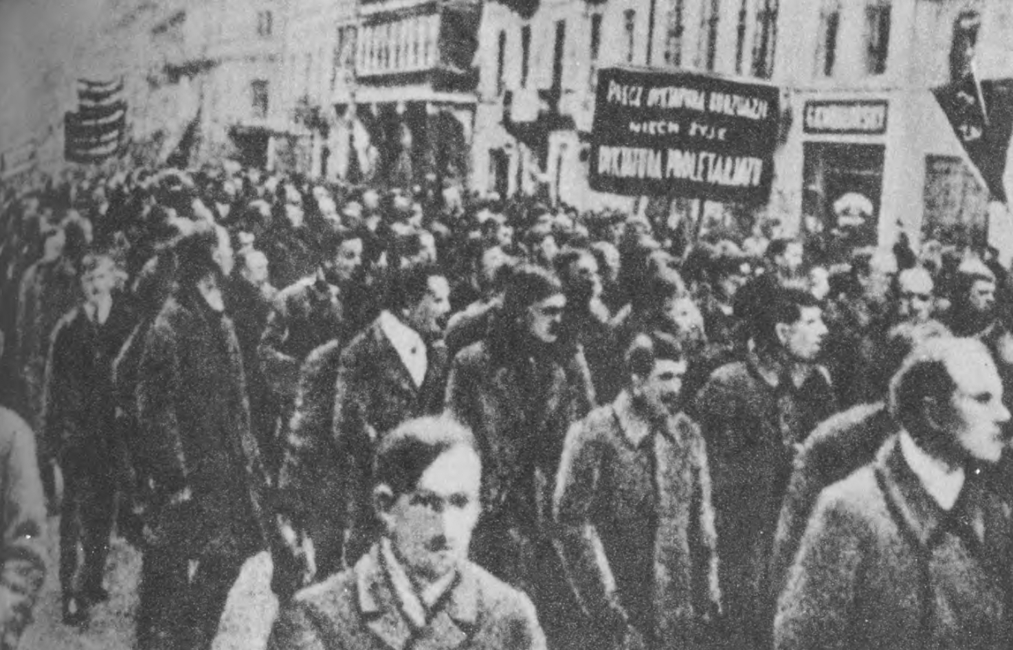 Demonstracja robotników w obronie dyktatury proletariatu, 1918 rok